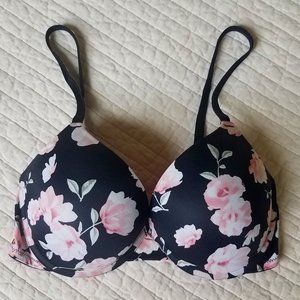 PINK VS 34D Wear Everywhere Push-up Bra